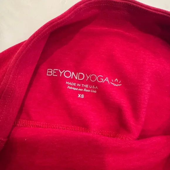 Beyond Yoga Spacedye Cherry Red Leggings XS - Picture 3 of 3